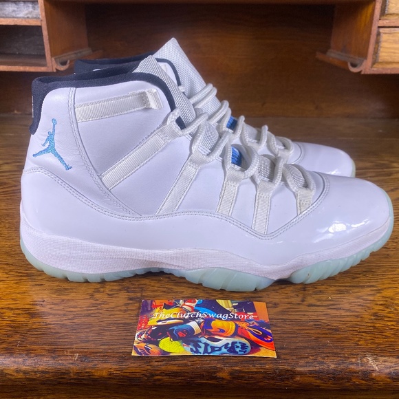 Nike Air Jordan 11 XI Retro Mens Shoes White Sz 11 - Picture 2 of 7